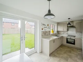 Davenport Close, Armthorpe, Doncaster thumb 3