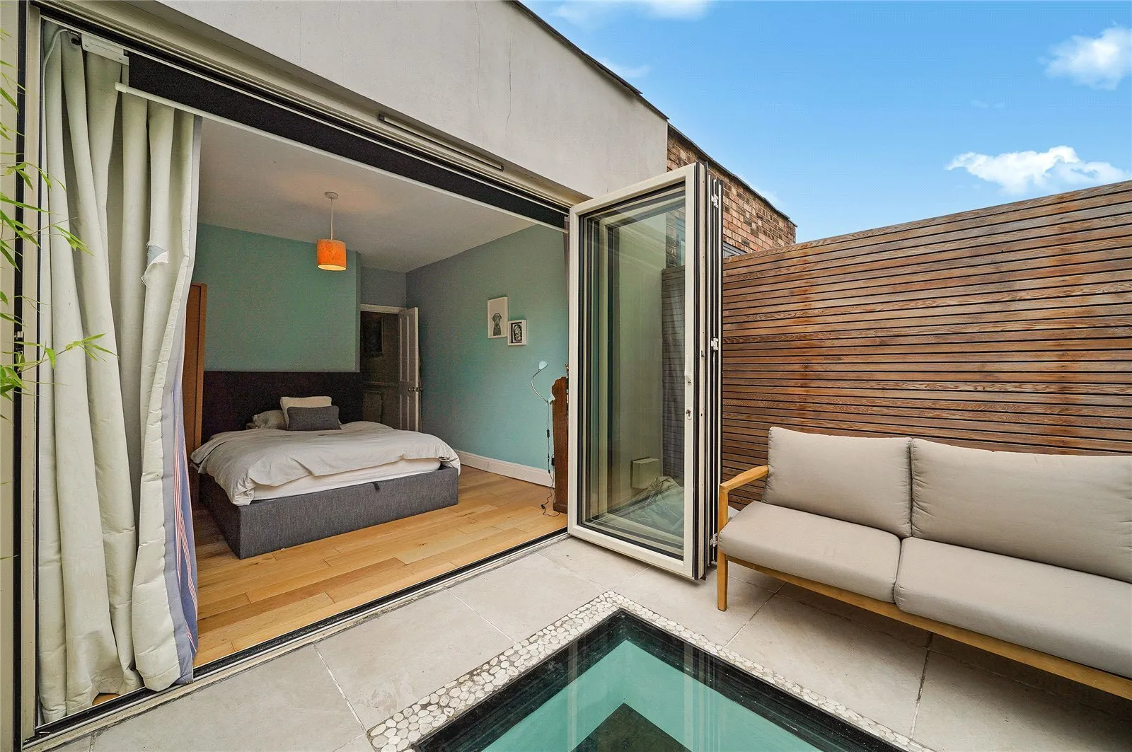Westbere Road, London, NW2