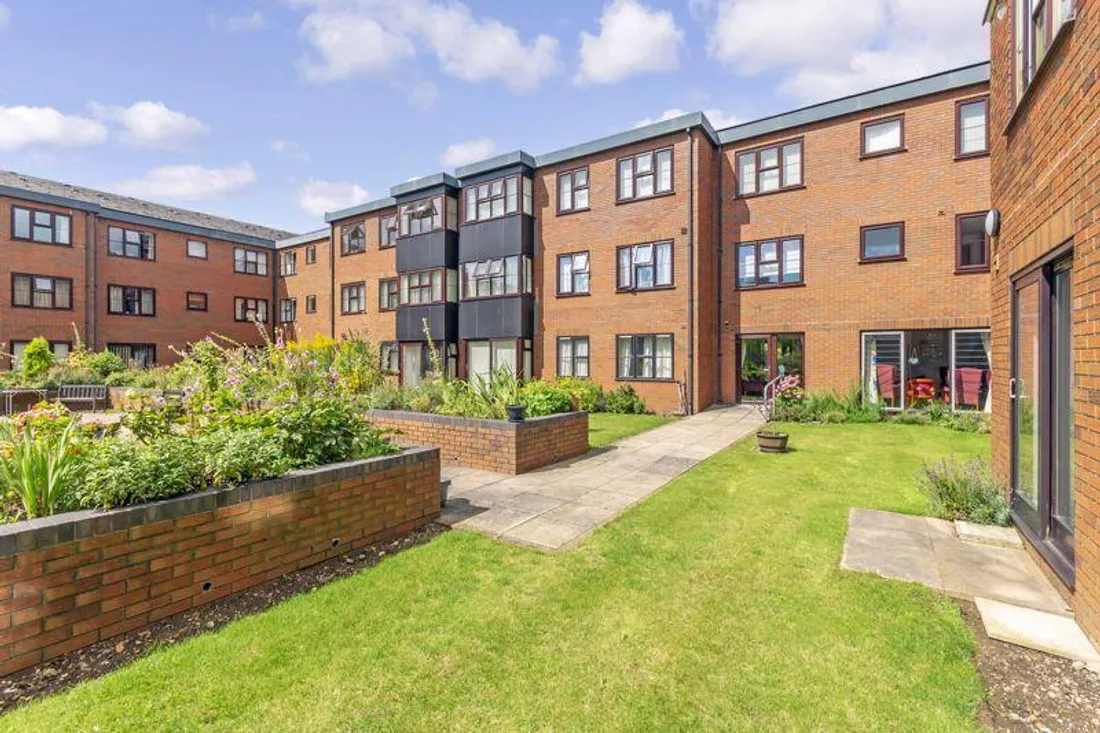 Property photo 1