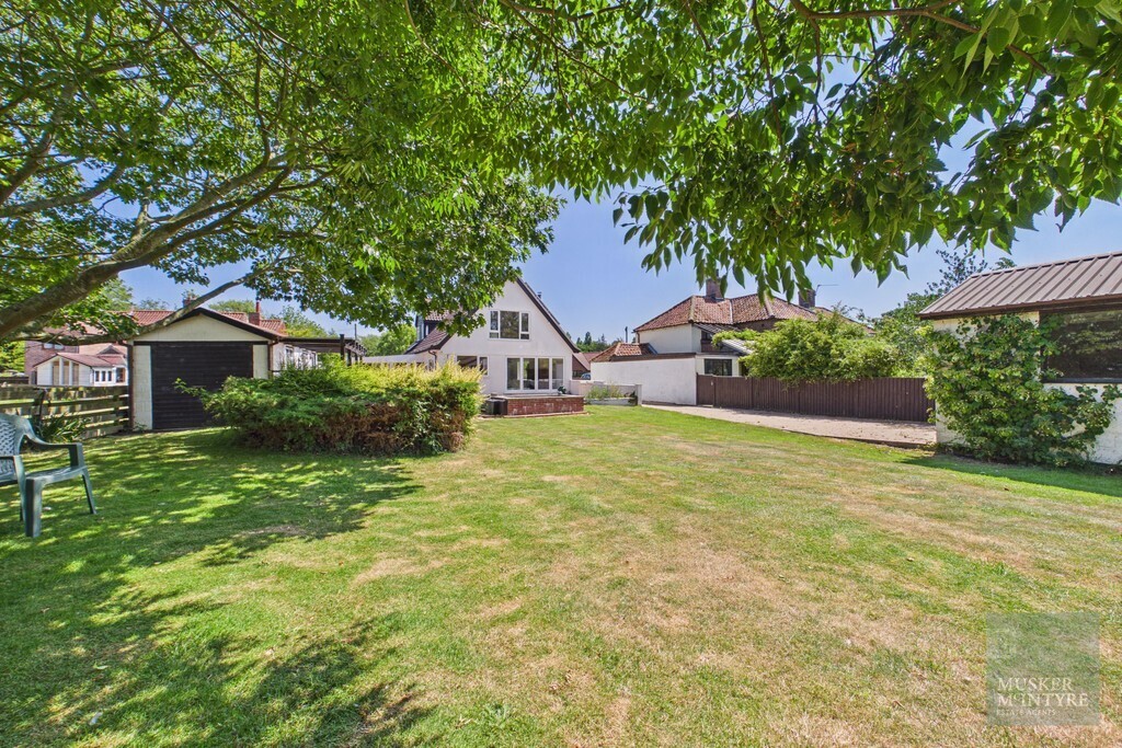 Bulls Green Lane, Toft Monks, Beccles Image 18