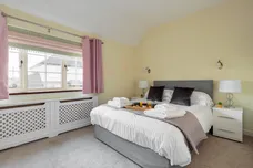 Upper Mayfield, ASHBOURNE