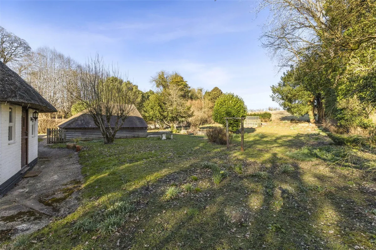 Deane Gate Cottage, Nr Overton, RG25