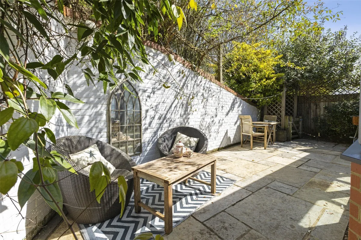 Tudor Rose Cottages, Freefolk, RG28