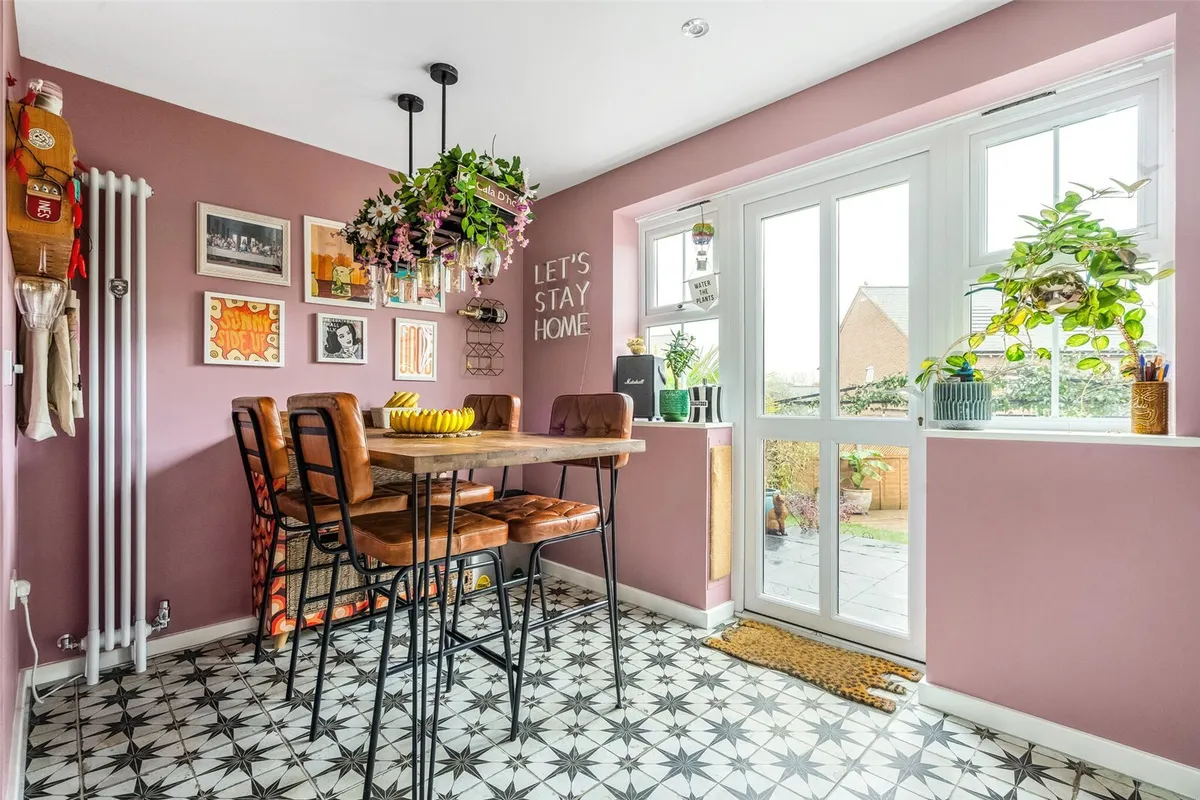 Rowner Crescent, Sherfield on Loddon, RG27