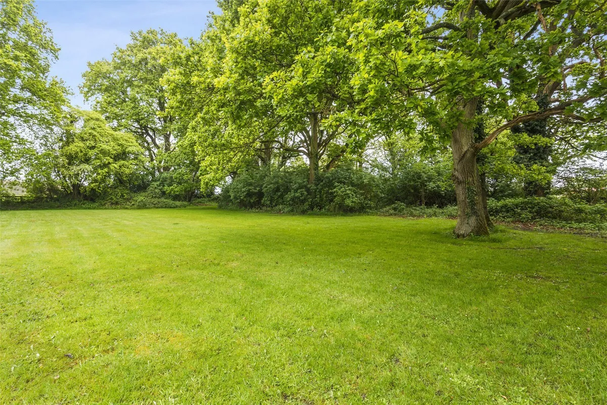 York Cottage, Bramley, RG26