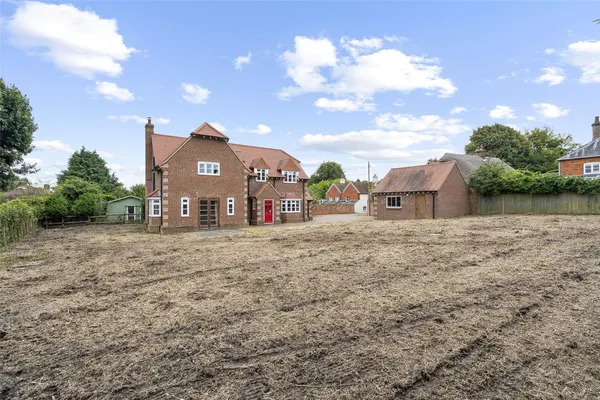 Rose Cottage, Dummer, RG25