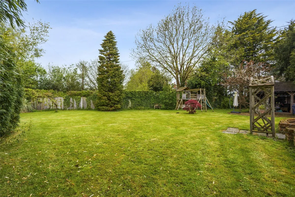 York Cottage, Bramley, RG26