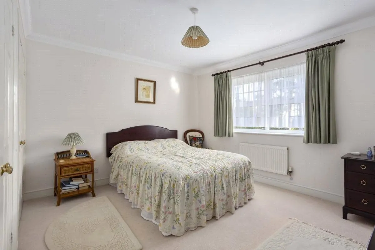 Cliddesden Road, Basingstoke, RG21