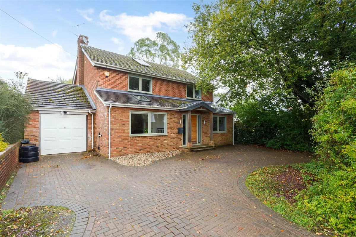 Tanglewood, Pamber Green, RG26
