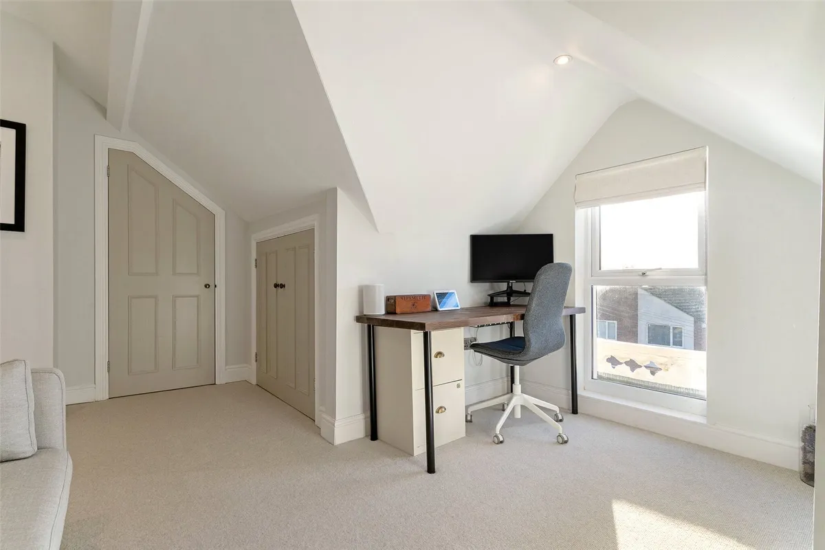 Cromwell Road, Basingstoke, RG21