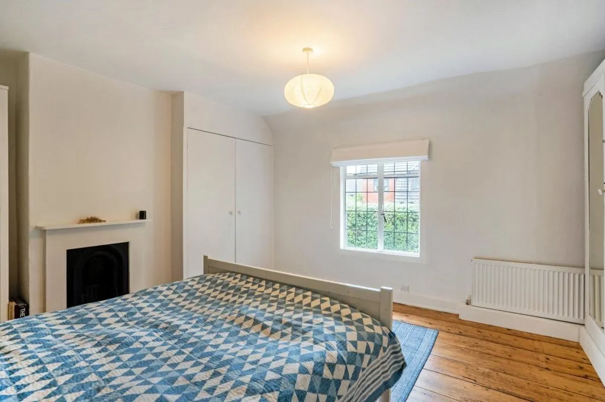 Brook Cottage, Little London, RG26