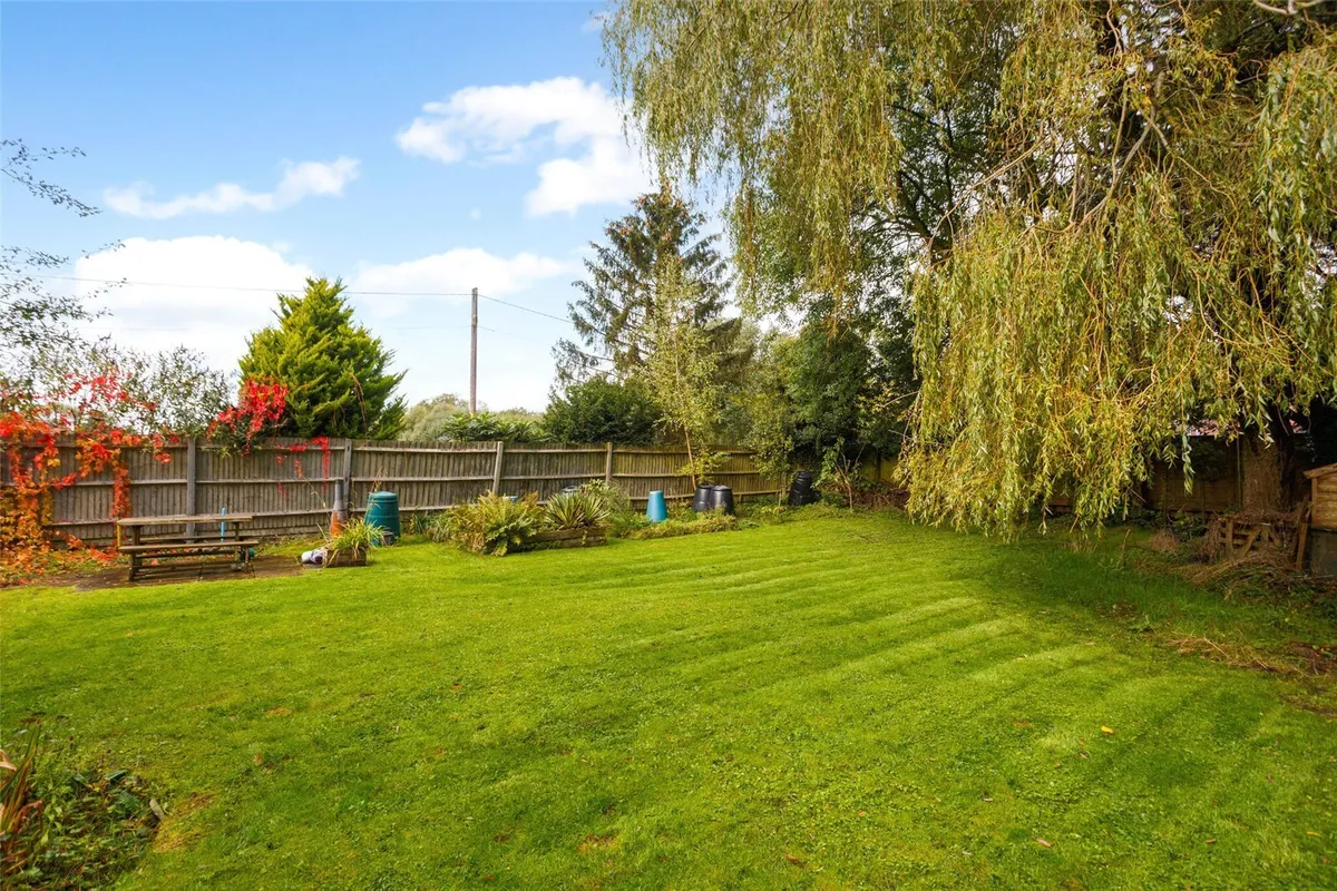 Tanglewood, Pamber Green, RG26