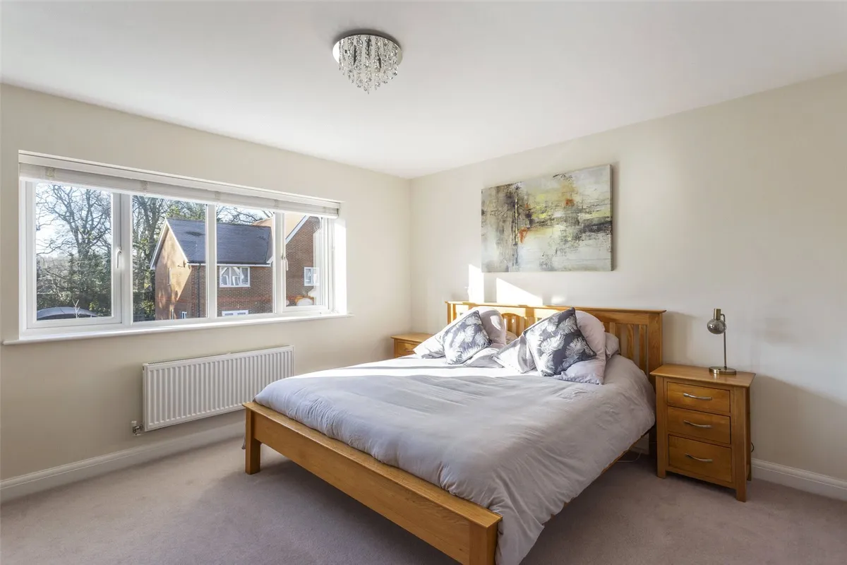 Paddock Gardens, Bramley, RG26