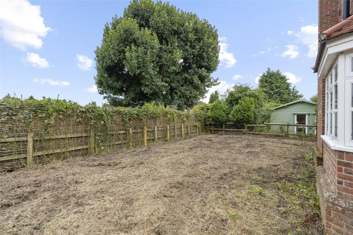 Rose Cottage, Dummer, RG25