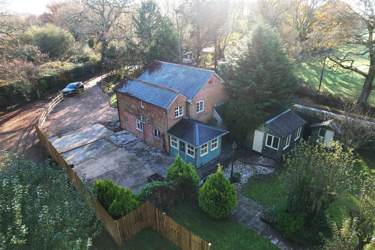 New Road, Tadley, RG26