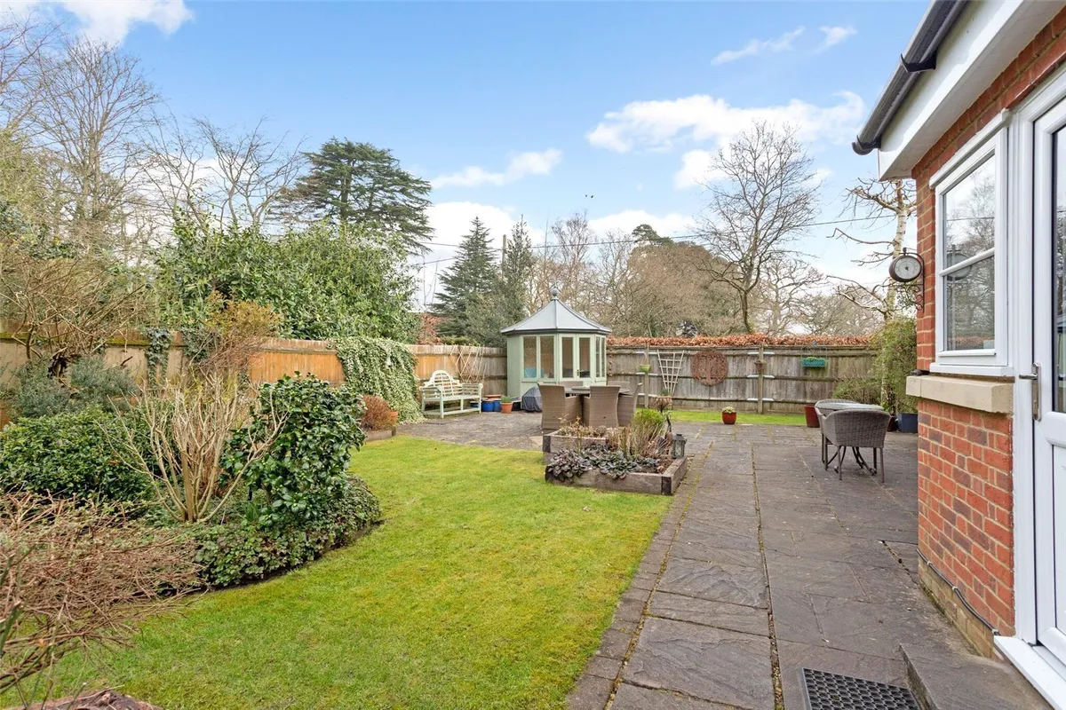 Silvers Close, Ramsdell, RG26