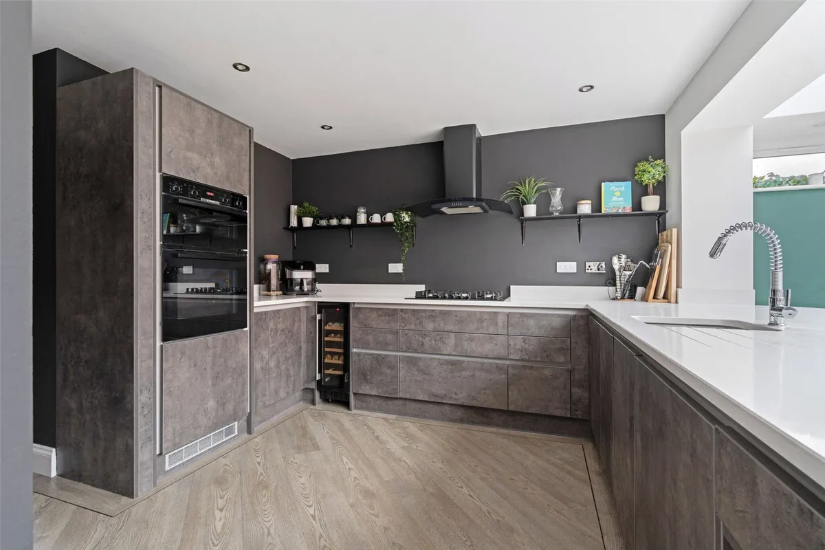 Miles Road, Basingstoke, RG24