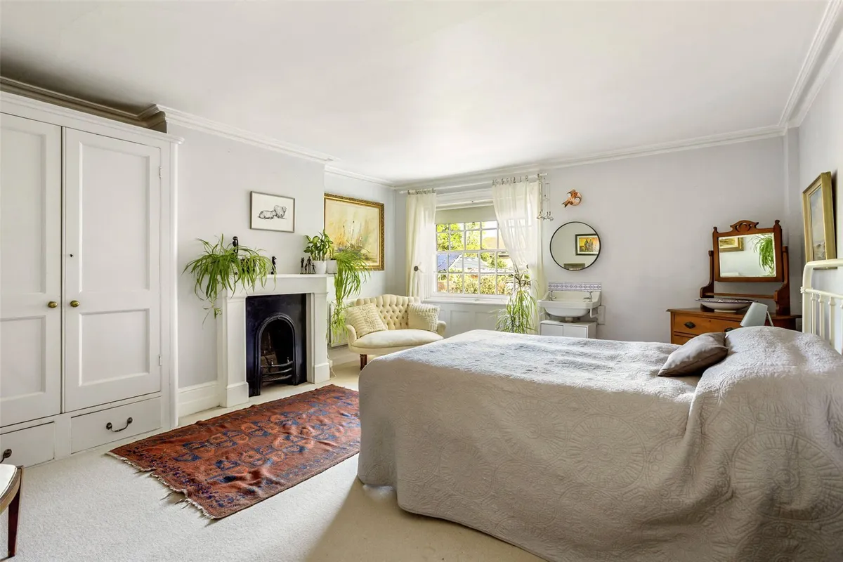 Mortimer Hill, Mortimer, RG7