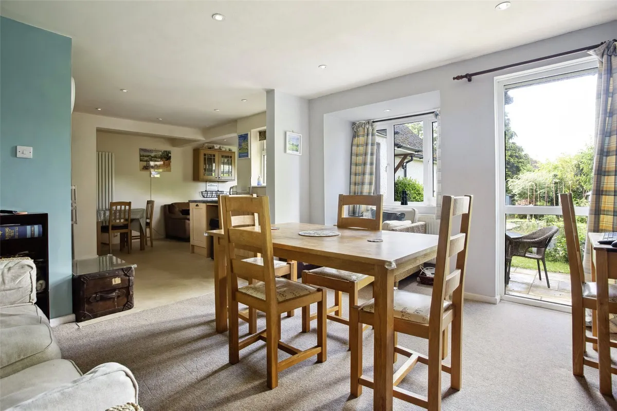Wayside Road, Basingstoke, RG23