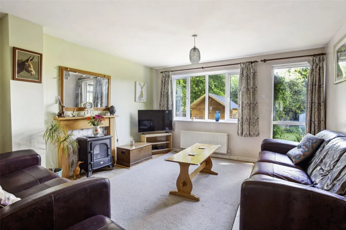 Wayside Road, Basingstoke, RG23