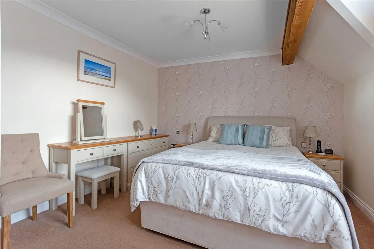Silvers Close, Ramsdell, RG26