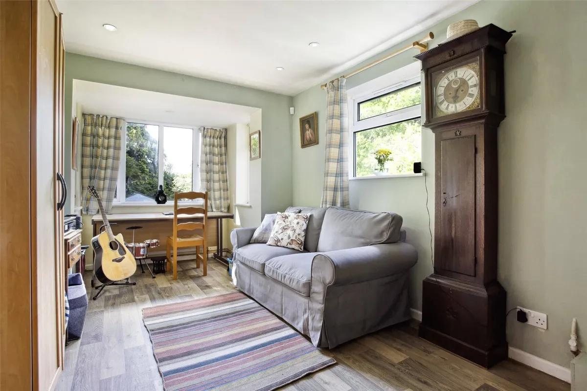 Wayside Road, Basingstoke, RG23
