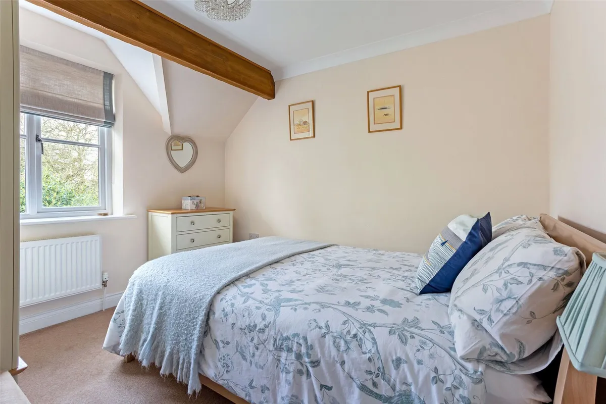 Silvers Close, Ramsdell, RG26