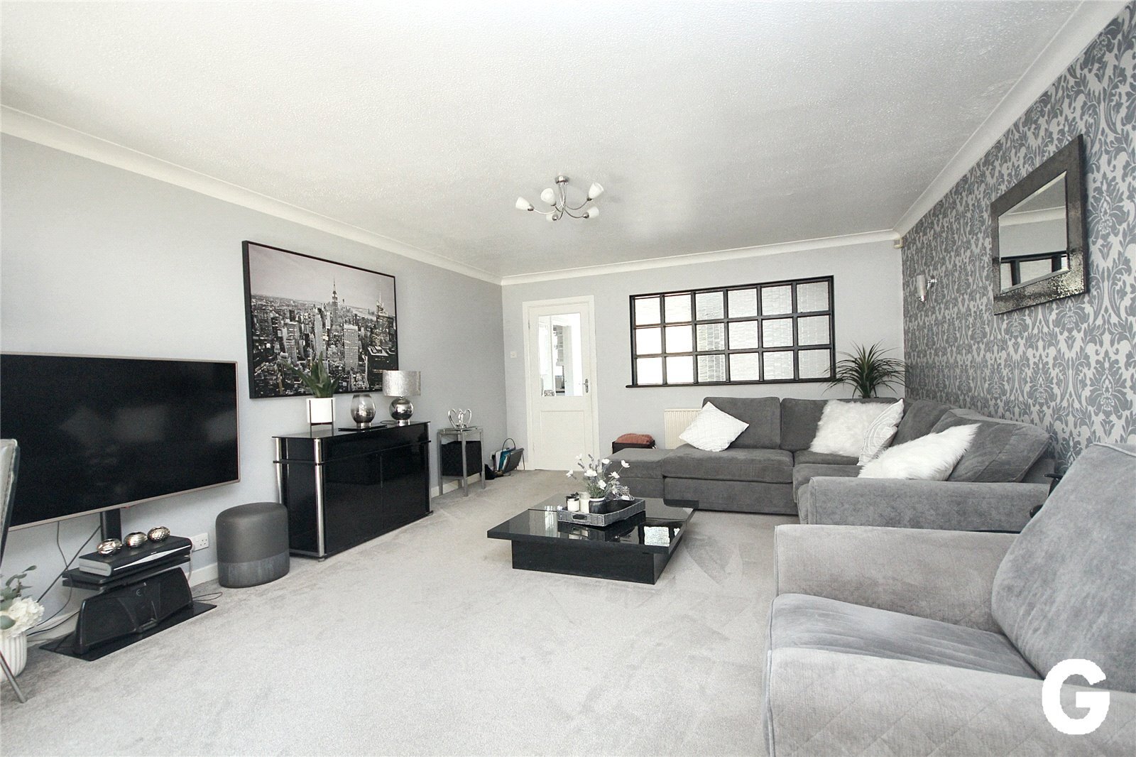 Horton Road, Ashley Heath, Ringwood, Hampshire, BH24 Image 4