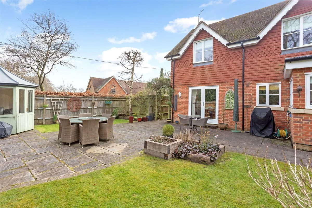 Silvers Close, Ramsdell, RG26