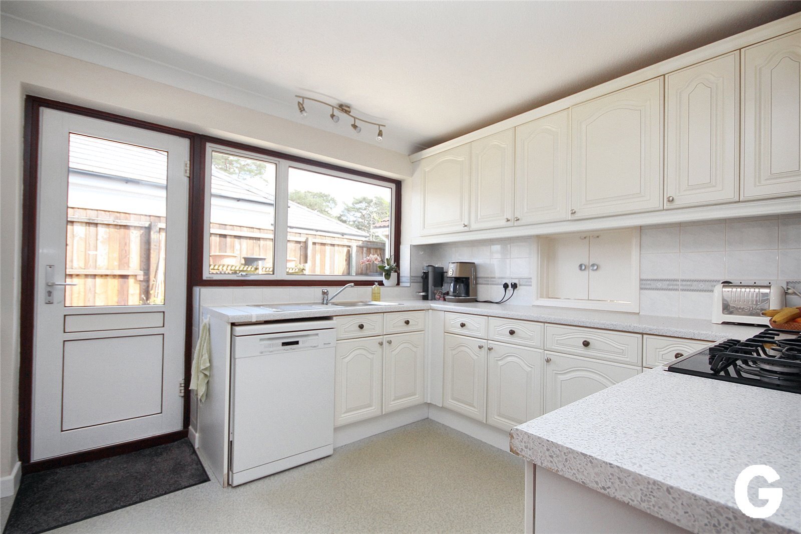 Lions Wood, St. Leonards, Ringwood, Hampshire, BH24 Image 3