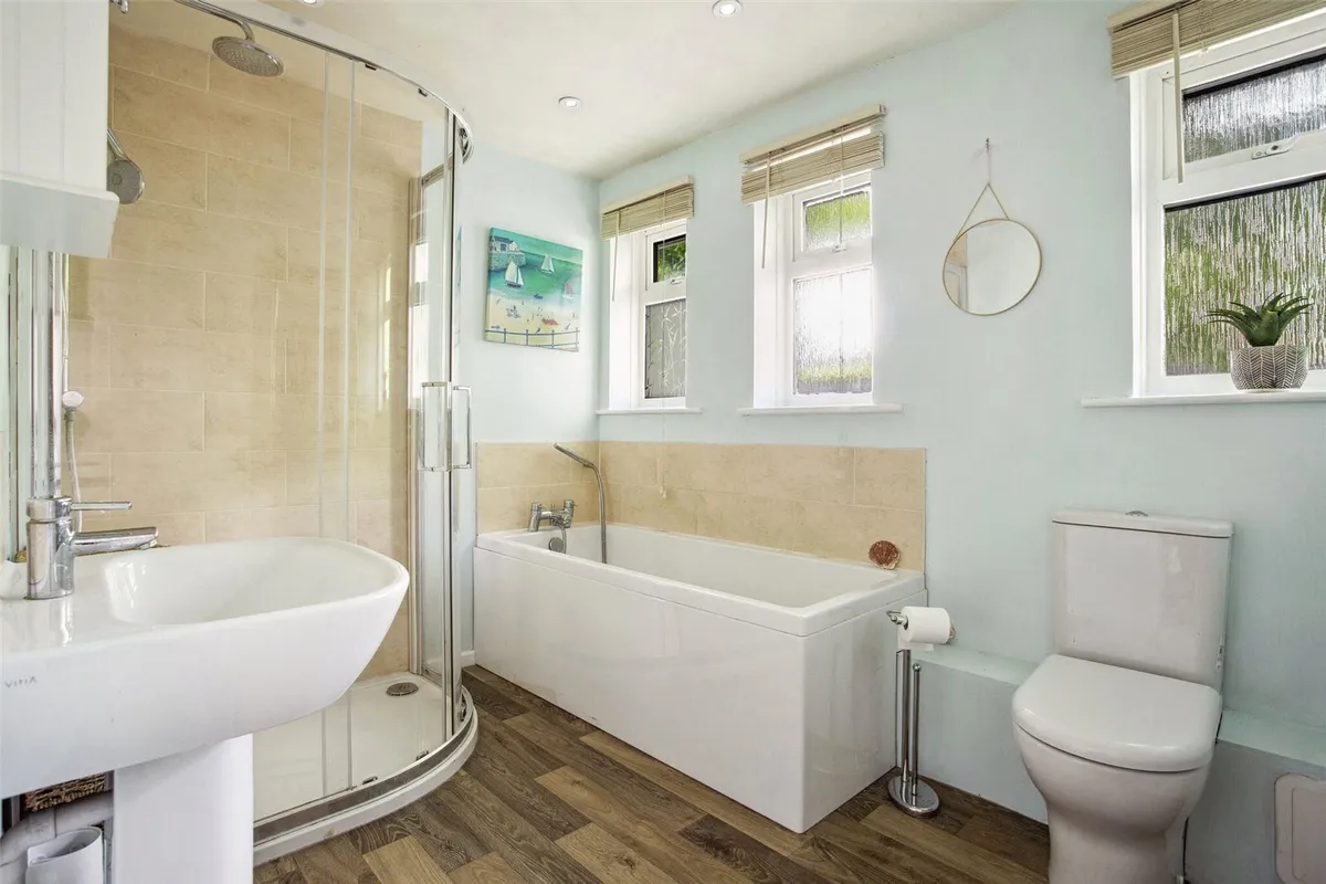 Wayside Road, Basingstoke, RG23
