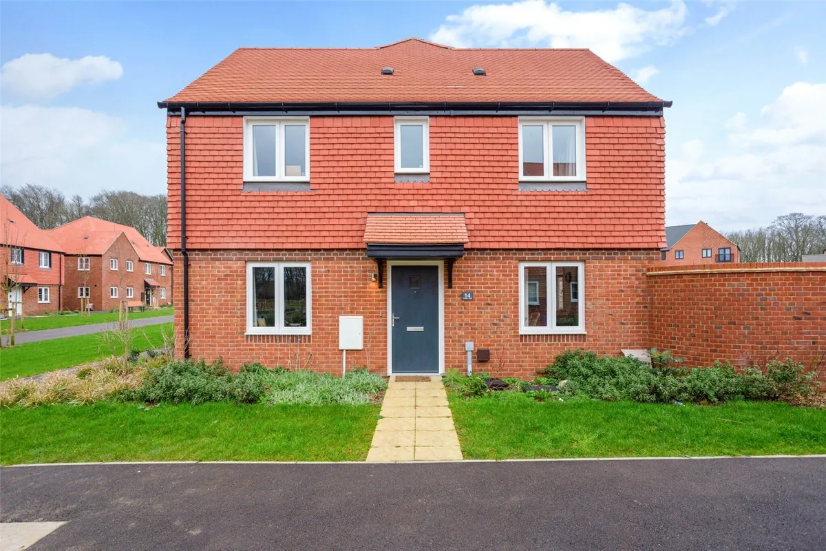 Coulter Road, Basingstoke, RG23