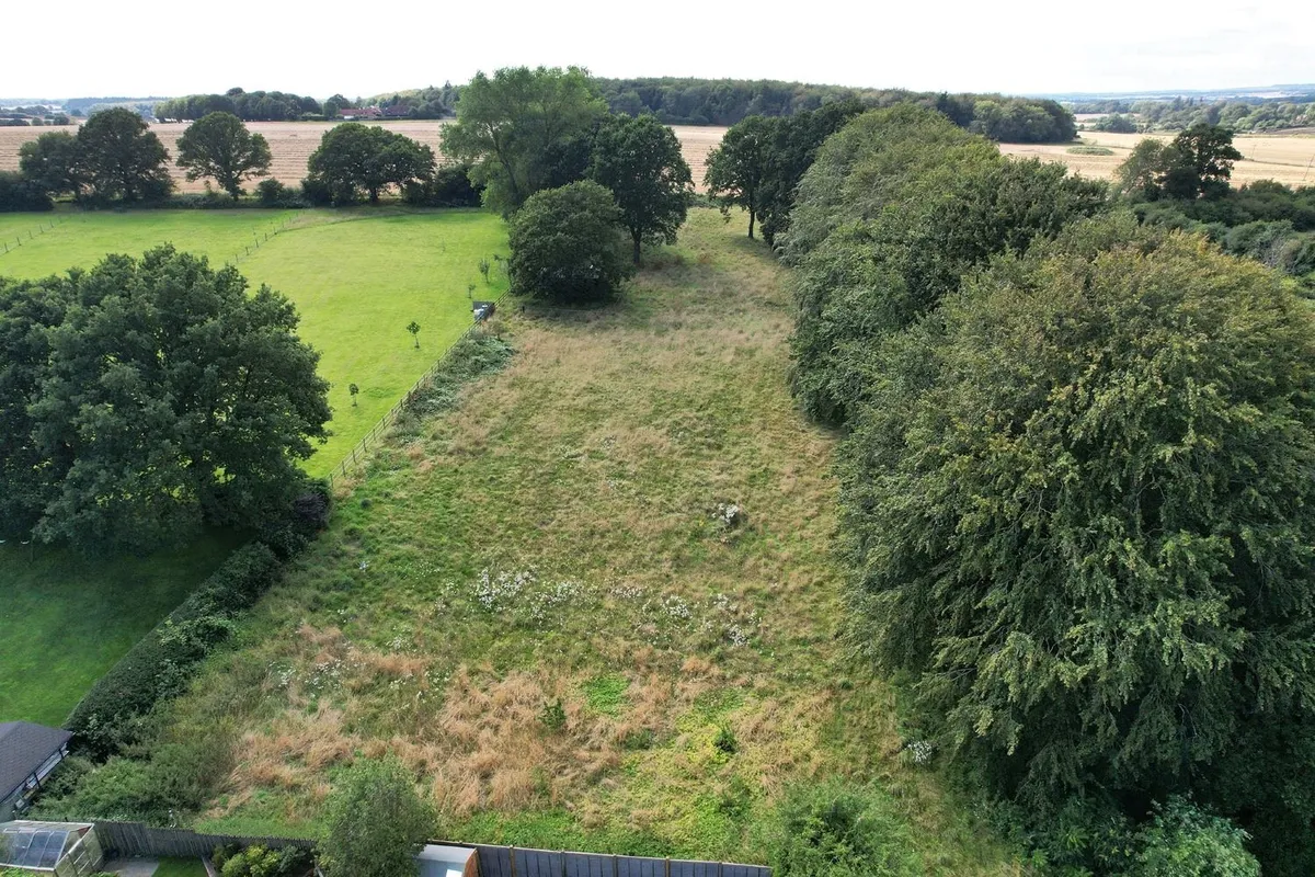Building Plot, Oakley, RG23