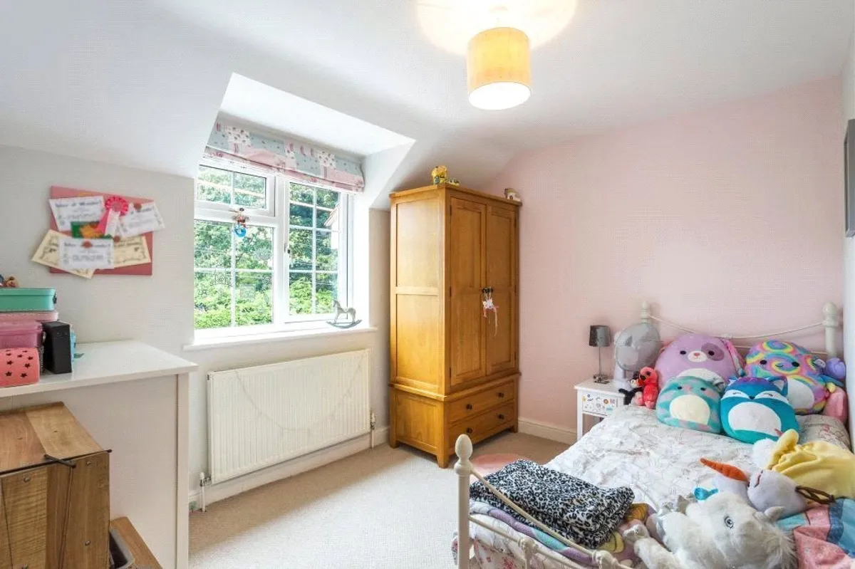 Old Vyne Lane, West Heath, RG26