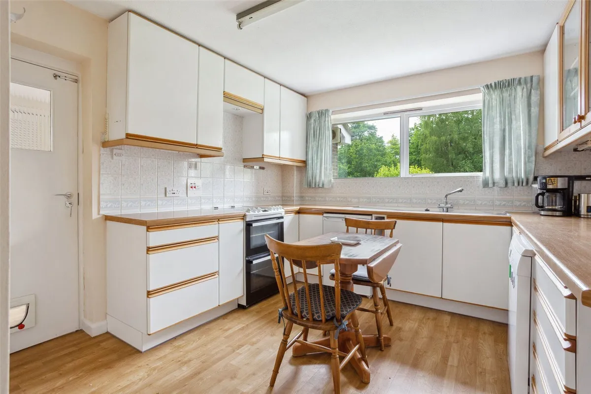 Bournefield, Sherborne St John, RG24