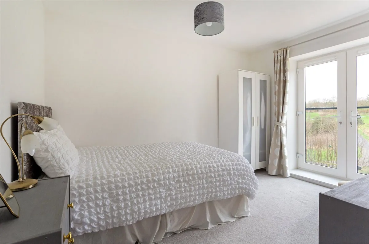 St Hilda Gardens, Basingstoke, RG24