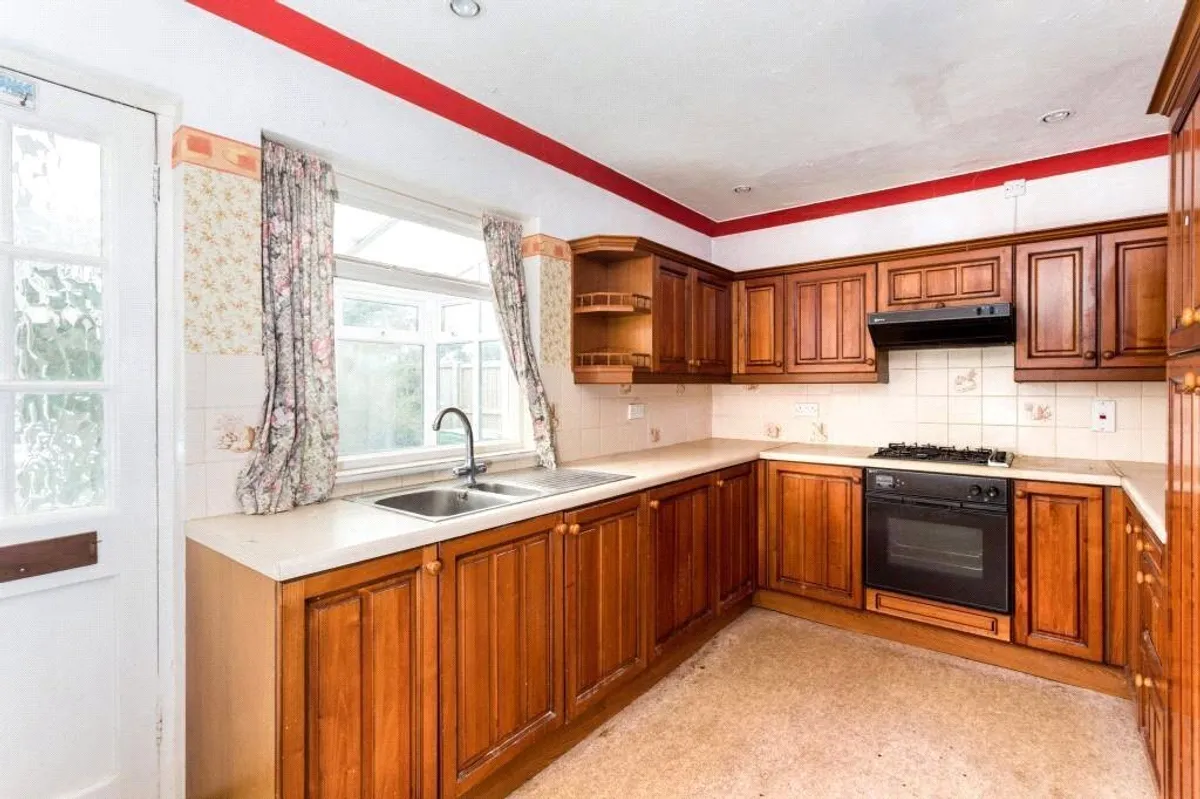 Sapley Lane, Overton, Basingstoke, Hampshire, RG25