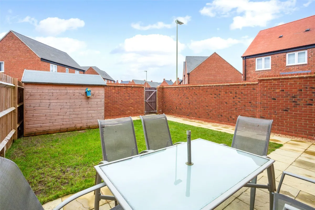 Coulter Road, Basingstoke, RG23