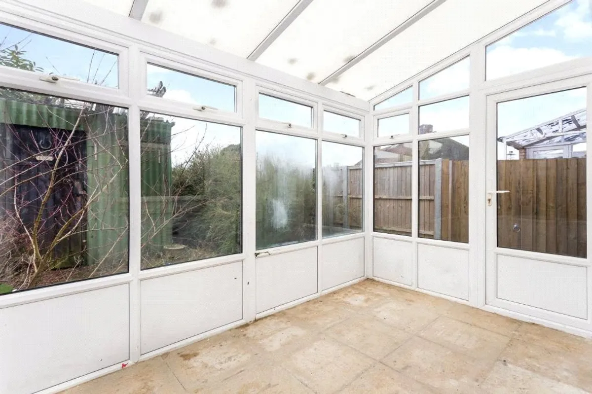 Sapley Lane, Overton, Basingstoke, Hampshire, RG25