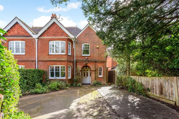 Cliddesden Road, Basingstoke, RG21