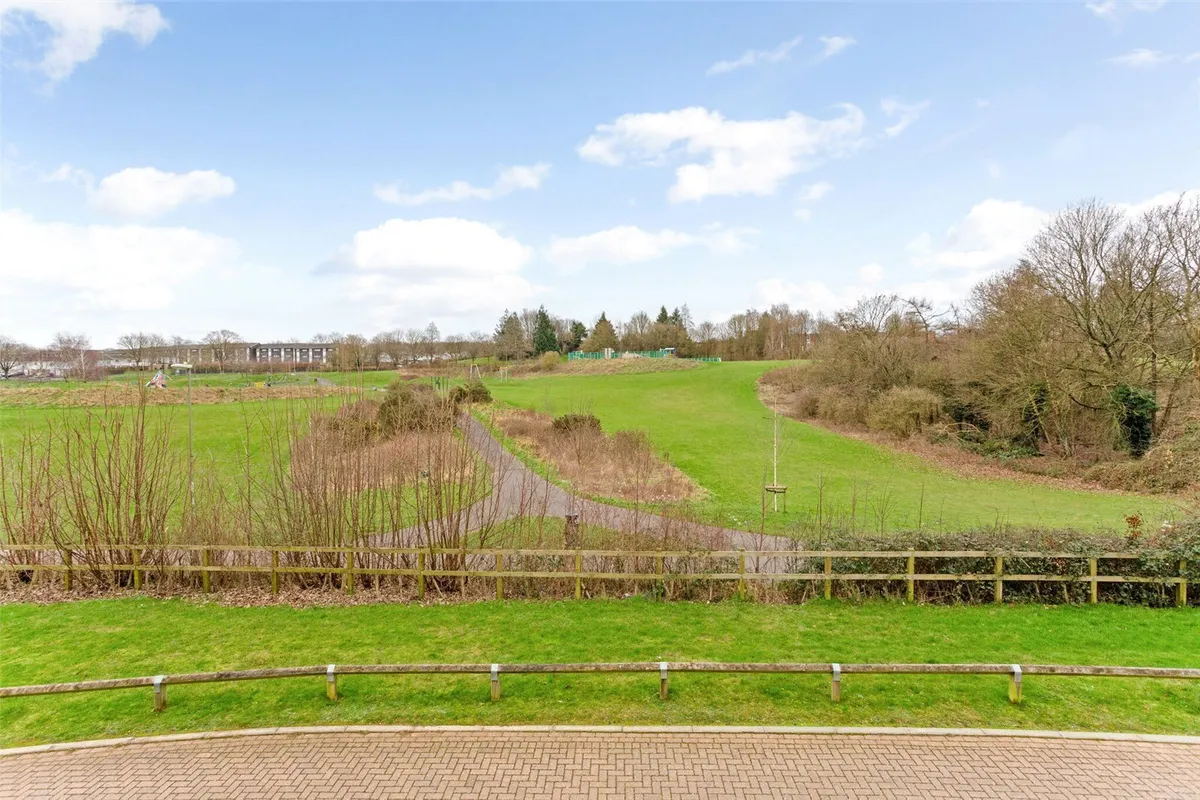 St Hilda Gardens, Basingstoke, RG24