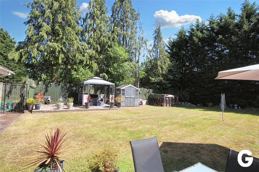 Property carousel item 21