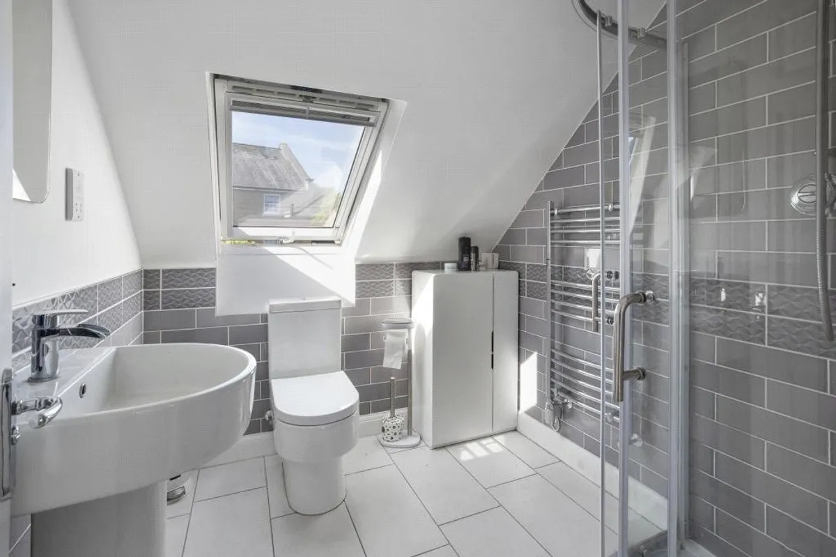 Otterbourne Walk, Sherfield On Loddon, Hook, RG27