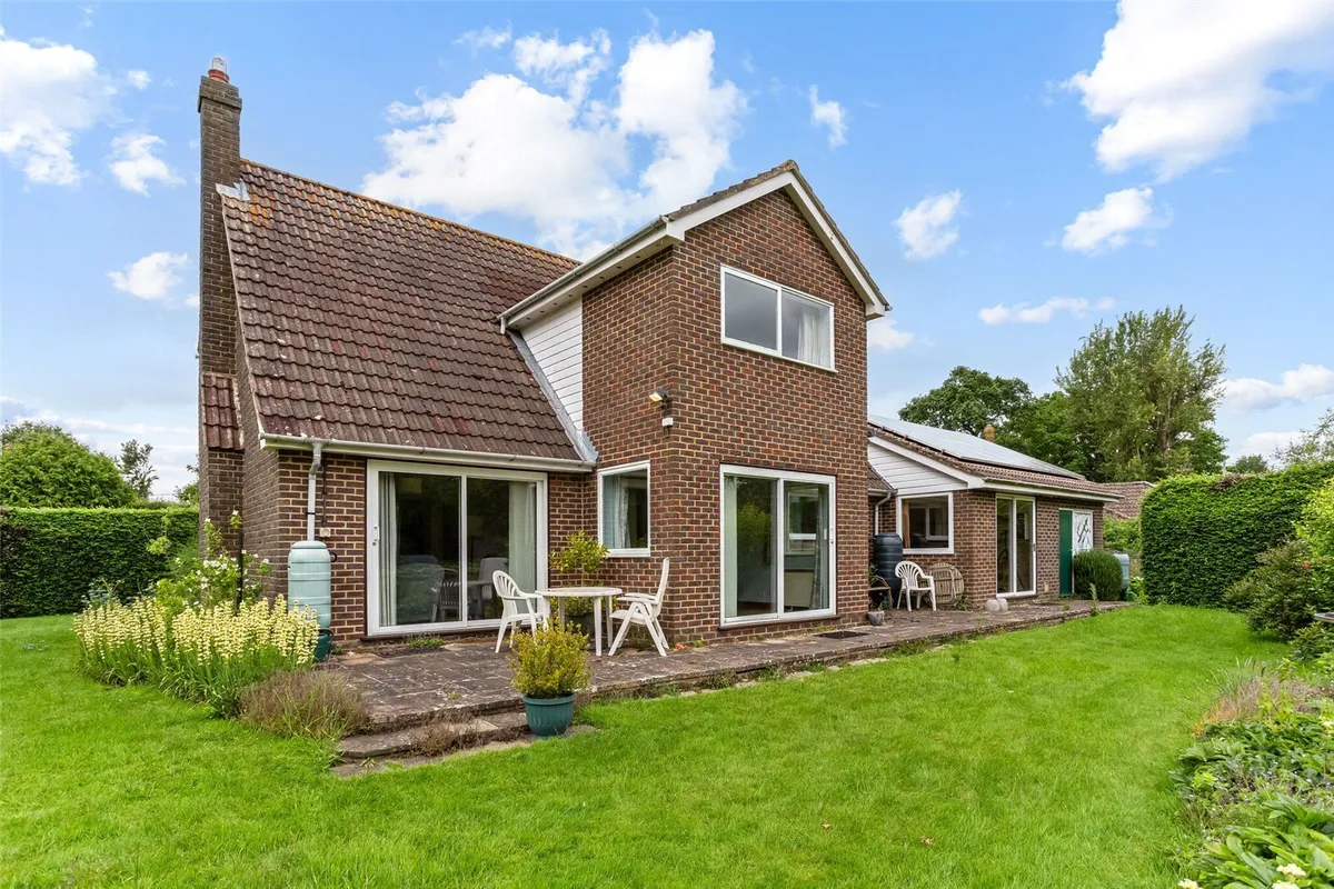 Bournefield, Sherborne St John, RG24