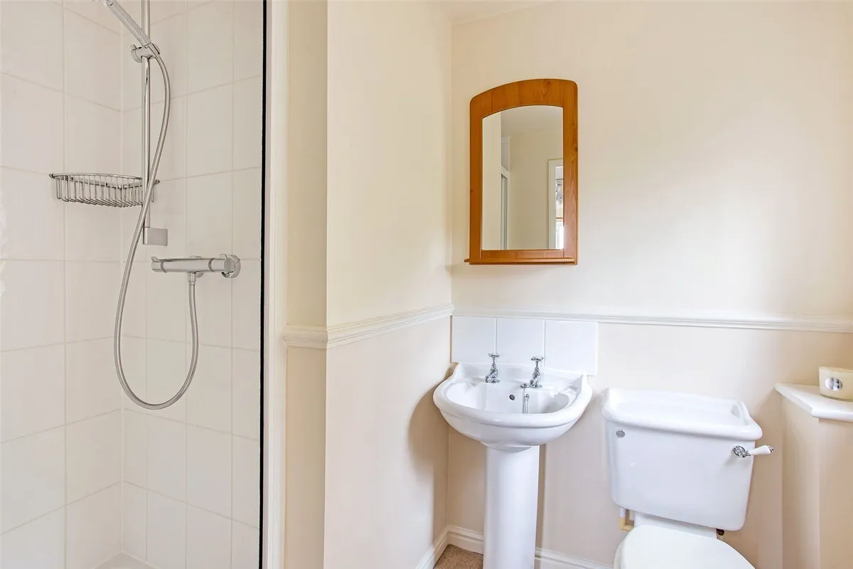 Windlenook, Bramley, RG26