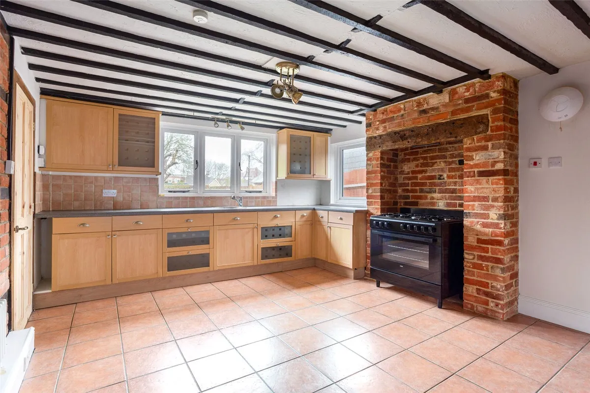 Waltham Road, Overton, RG25