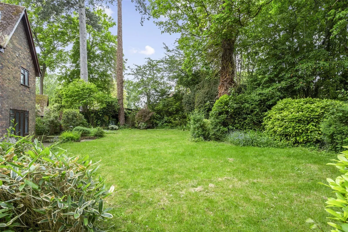 Cliddesden Court, Basingstoke, RG21
