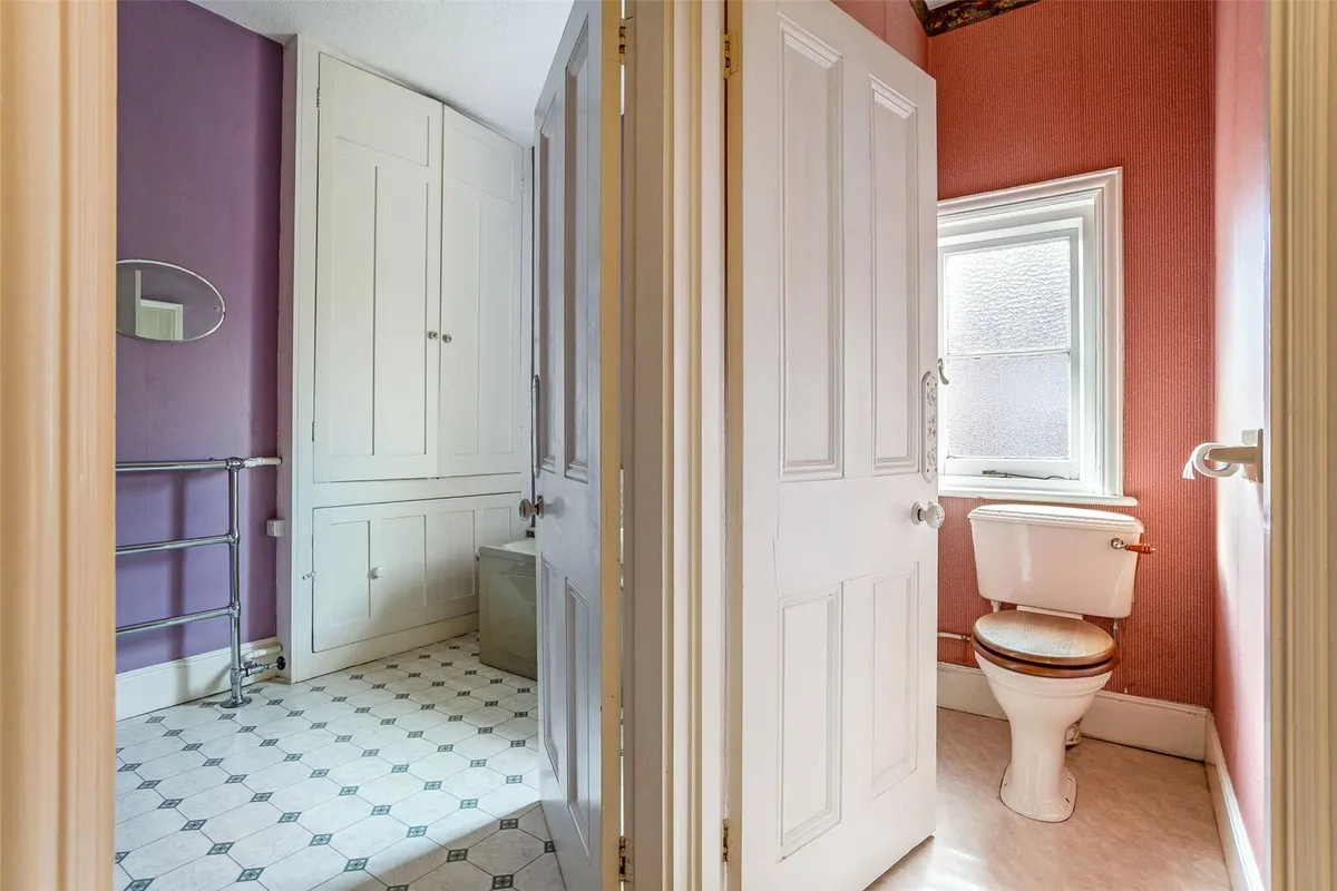 Cliddesden Road, Basingstoke, RG21