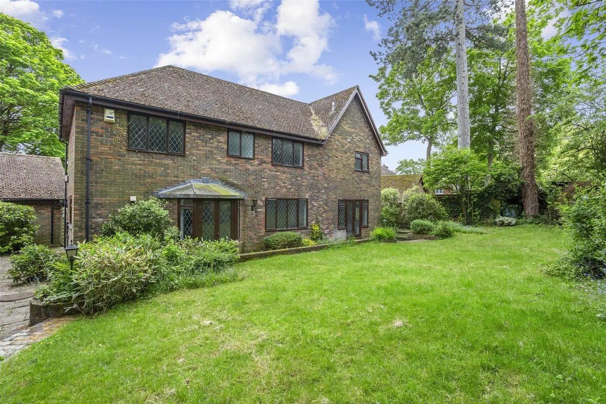 Cliddesden Court, Basingstoke, RG21