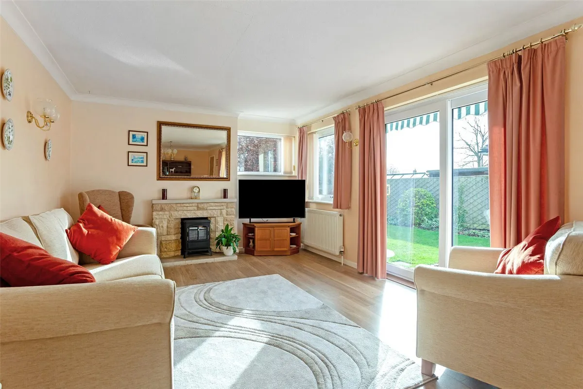 Fairthorne Rise, Old Basing, RG24